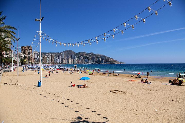 IMGP0134.JPG - Levante Beach. One of Benidorm's two beaches.